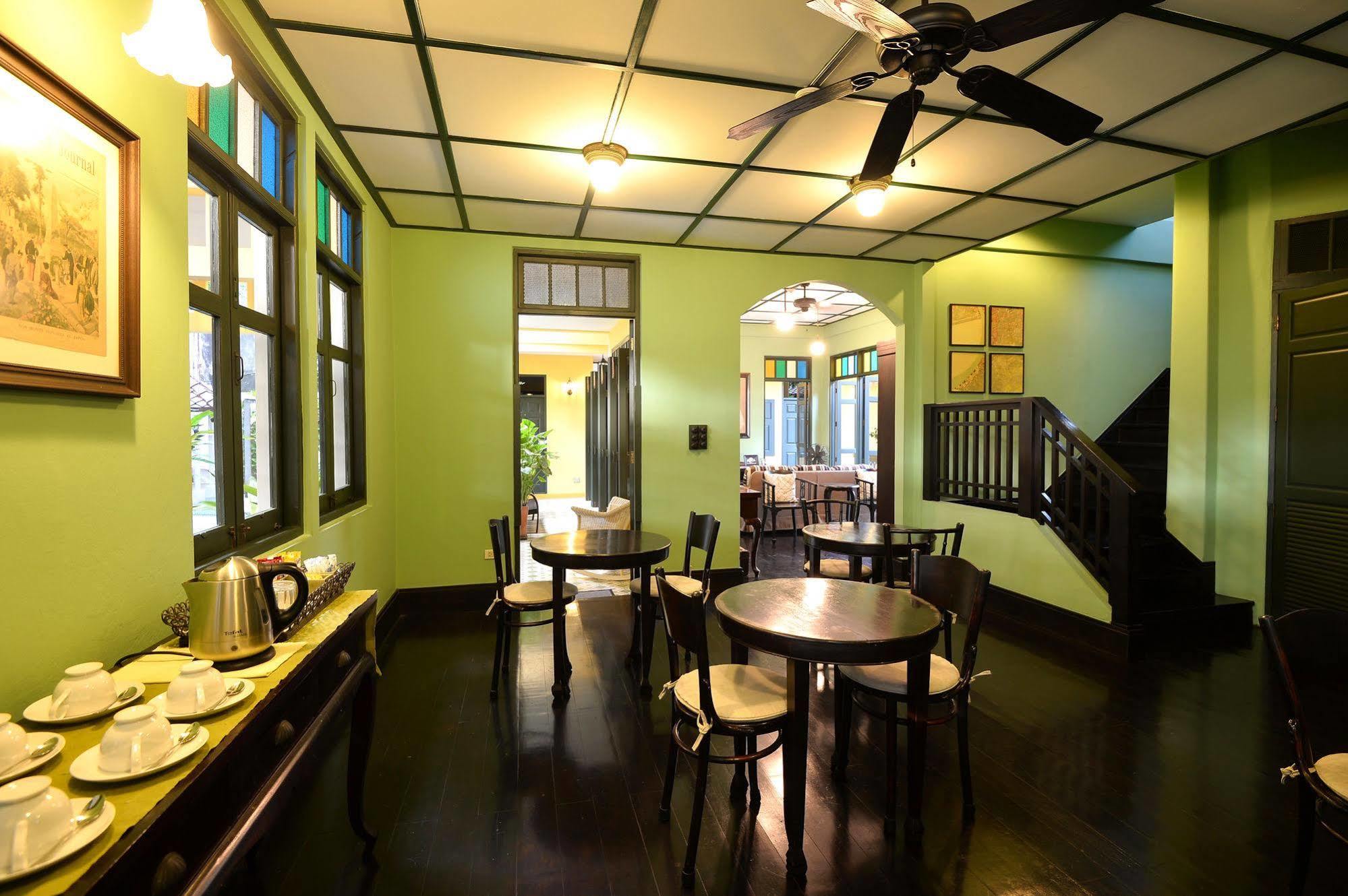 Baan Pra Nond Bed & Breakfast Bangkok Exterior photo